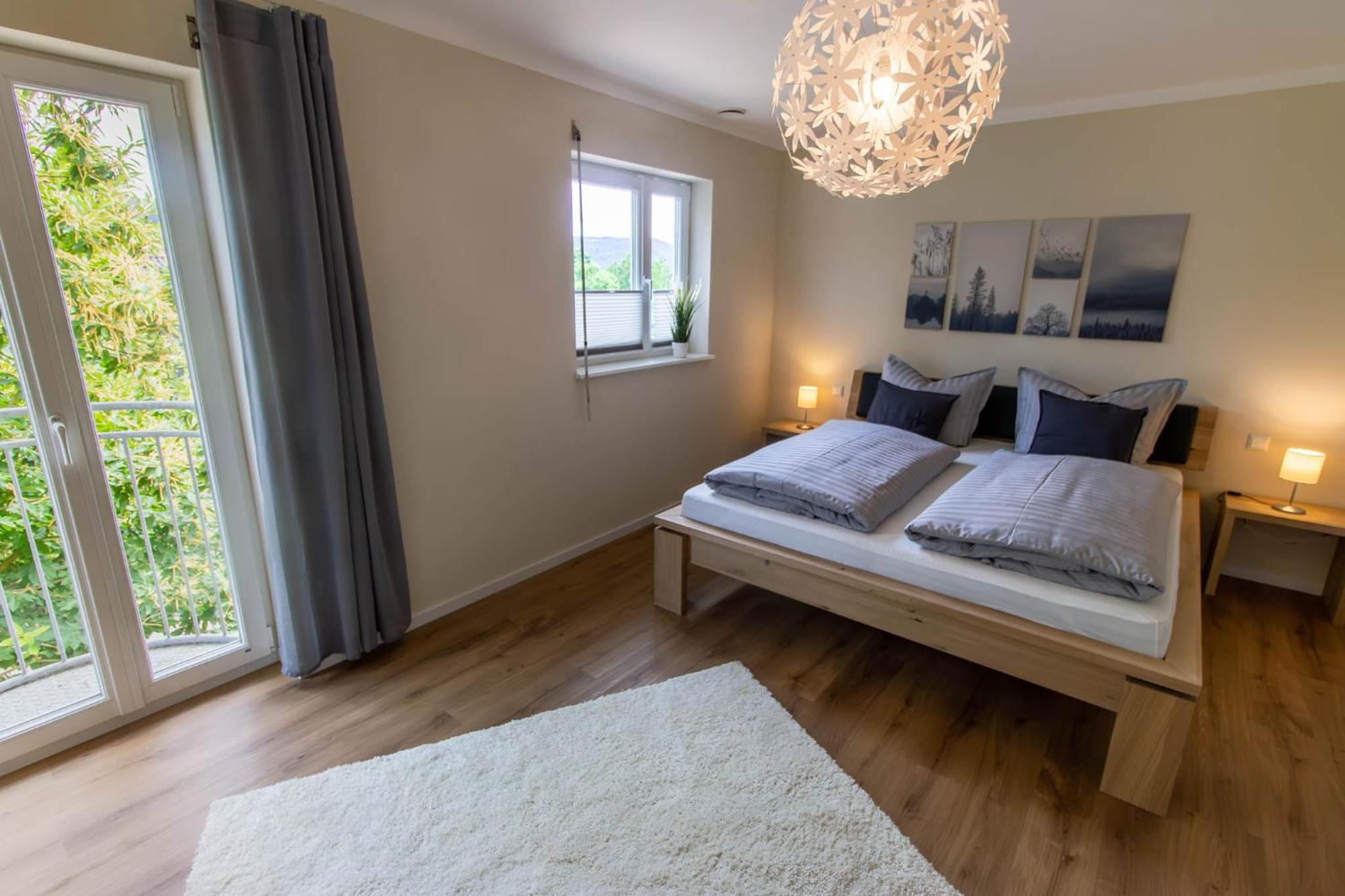 Ferienhaus Moselhoehe -Neu- ทราเบิน-ทราร์บาค ภายนอก รูปภาพ