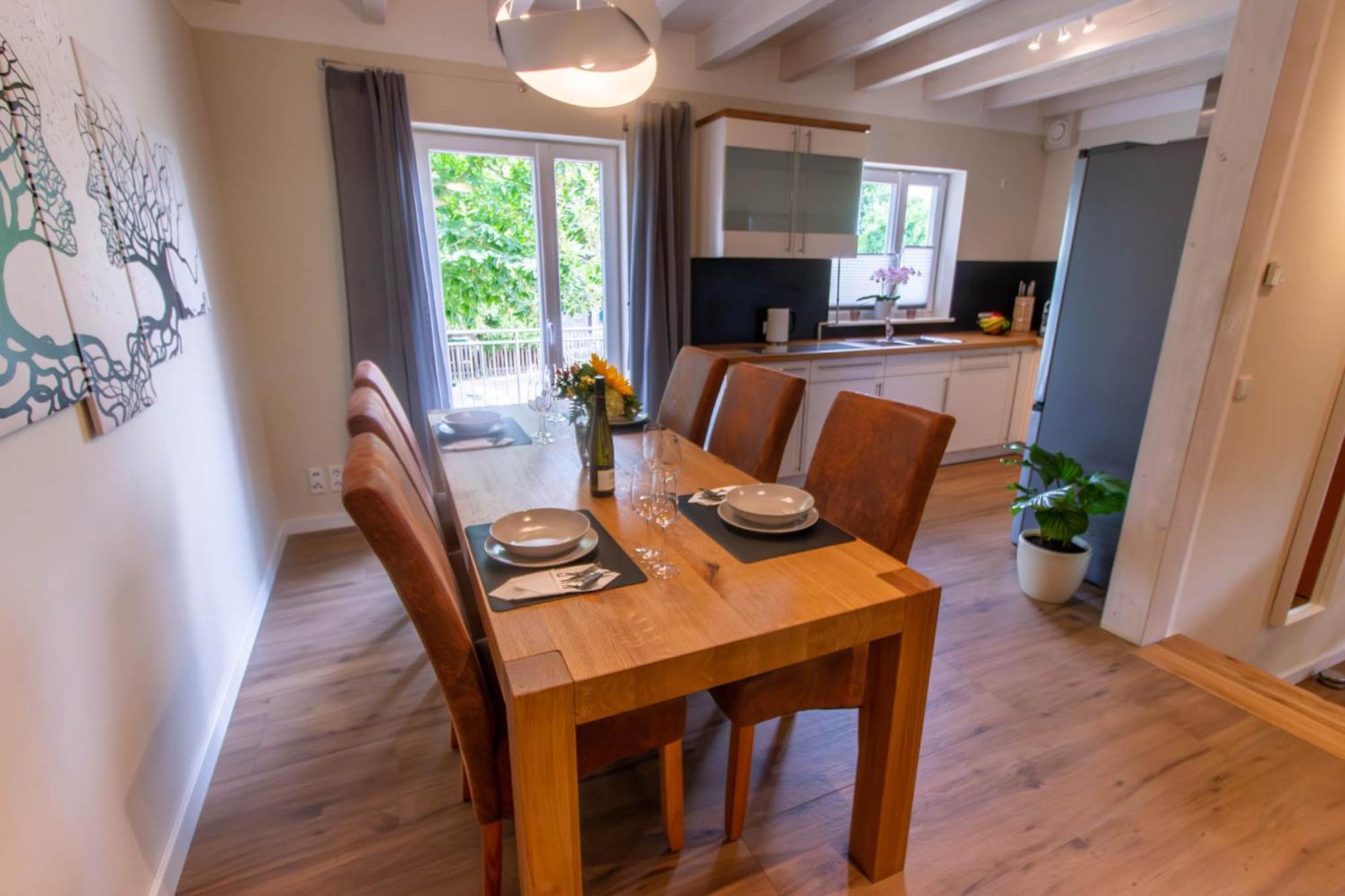 Ferienhaus Moselhoehe -Neu- ทราเบิน-ทราร์บาค ภายนอก รูปภาพ